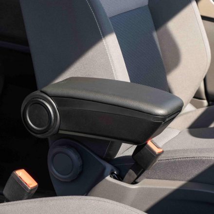 RATI ARMSTER 3 kartámasz ülésre rögzíthető VW T6 2016-2022 gyári karfával, 2 üléses [fekete,vegán bőr,PP]